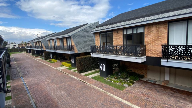 VENTA DE HERMOSA CASA RINCON DE FONQUETA | astc