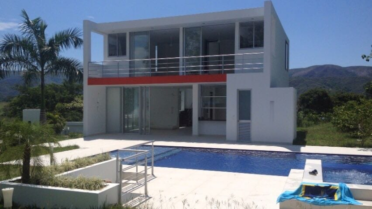 VENTA CASA CAMPESTRE QUINTAS DE LA ANTIGUA CARMEN DE APICALA | astc